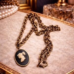 RARE KAREN WALKER SIGNED GIRL CAMEO NECKLACE VINTAGE DESIGNER STATEMENT JEWELRY